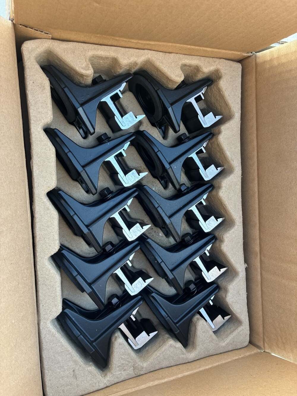 SnapNrack 242-02167 UR SpeedSeal Foot Solar Mounting Feet (Black, 20-Pack)